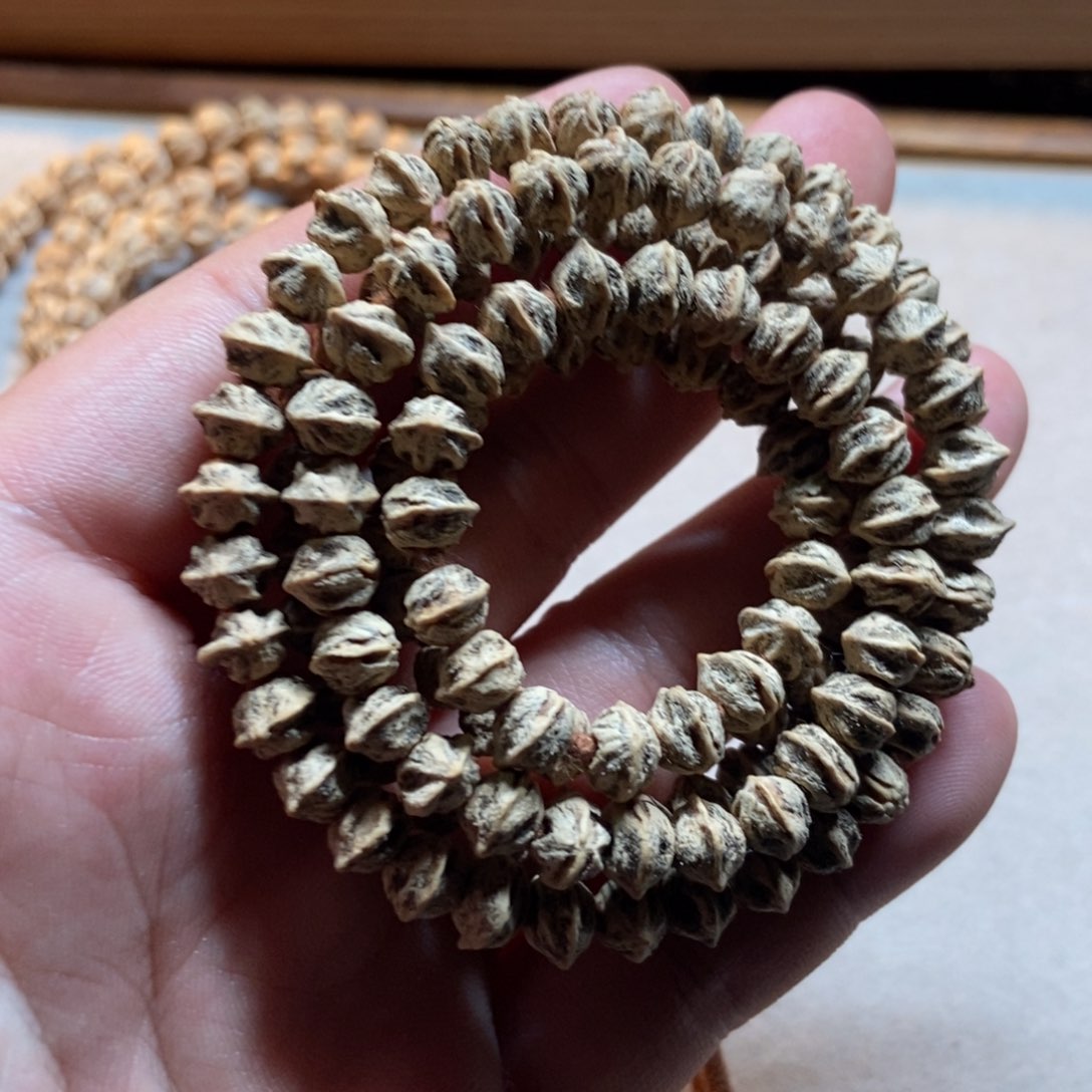 柏香籽/百香籽手串S****h