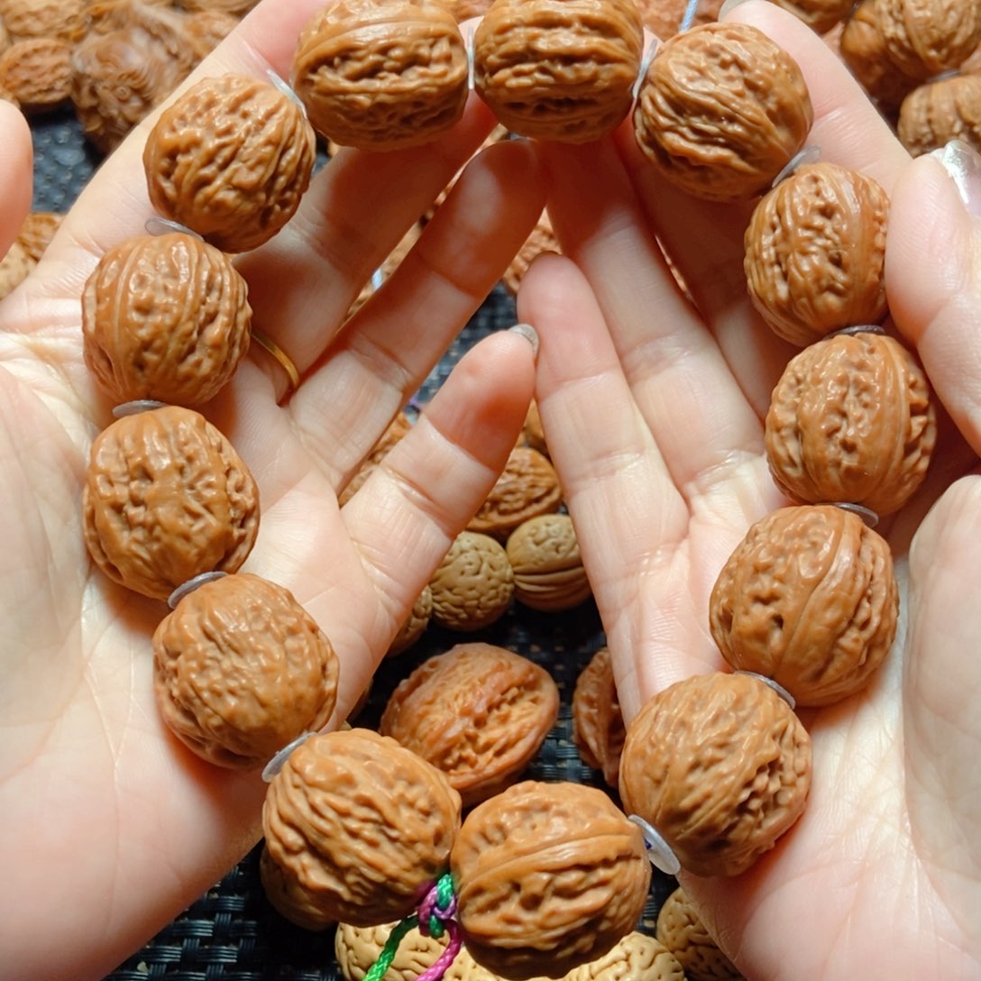 文玩核桃手串珊瑚纹