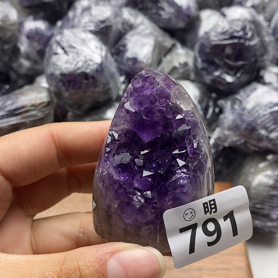 紫晶大型摆件（非配饰）未镶嵌