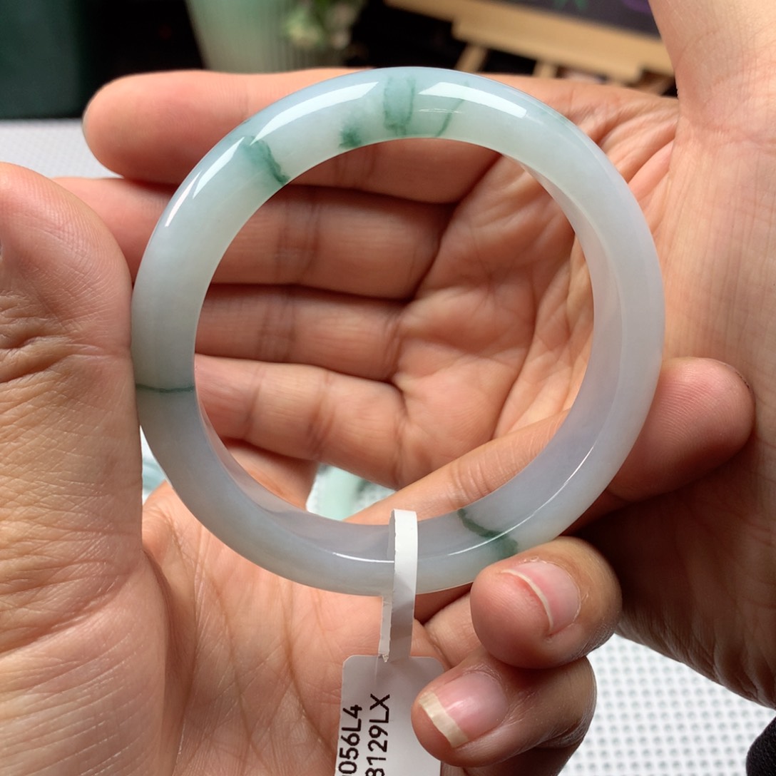 翡翠手镯未镶嵌9号