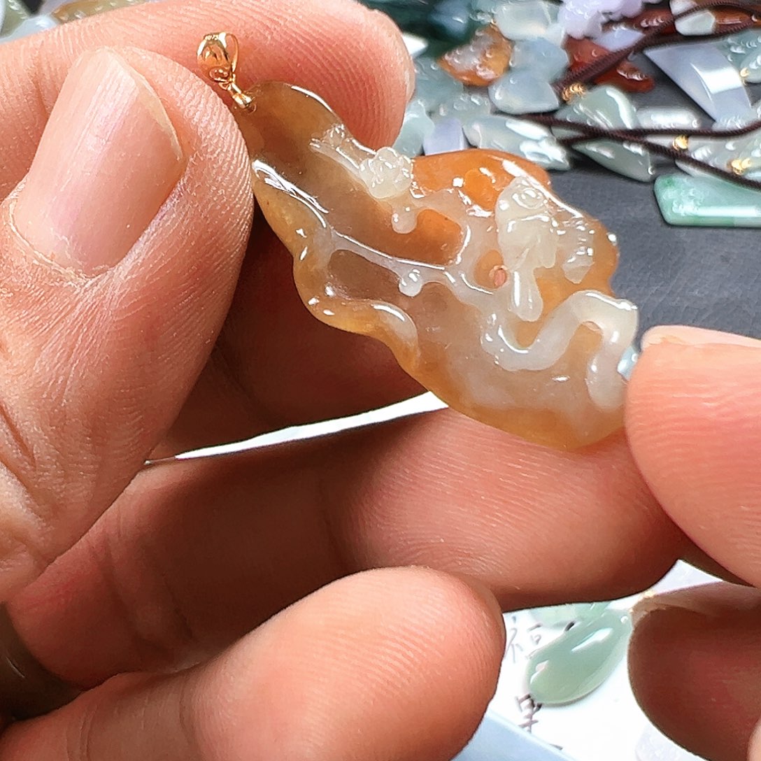颈饰未镶嵌翡翠翡翠
