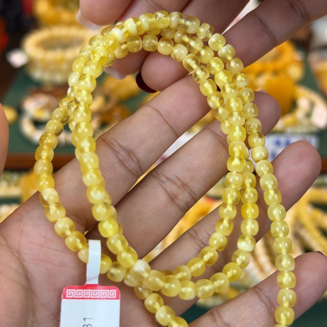 琥珀裸石未镶嵌ihhhhjjjjjj