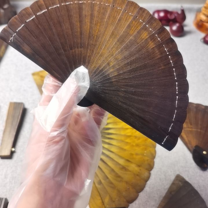 楠木金****士乌金金丝楠木12cm折扇