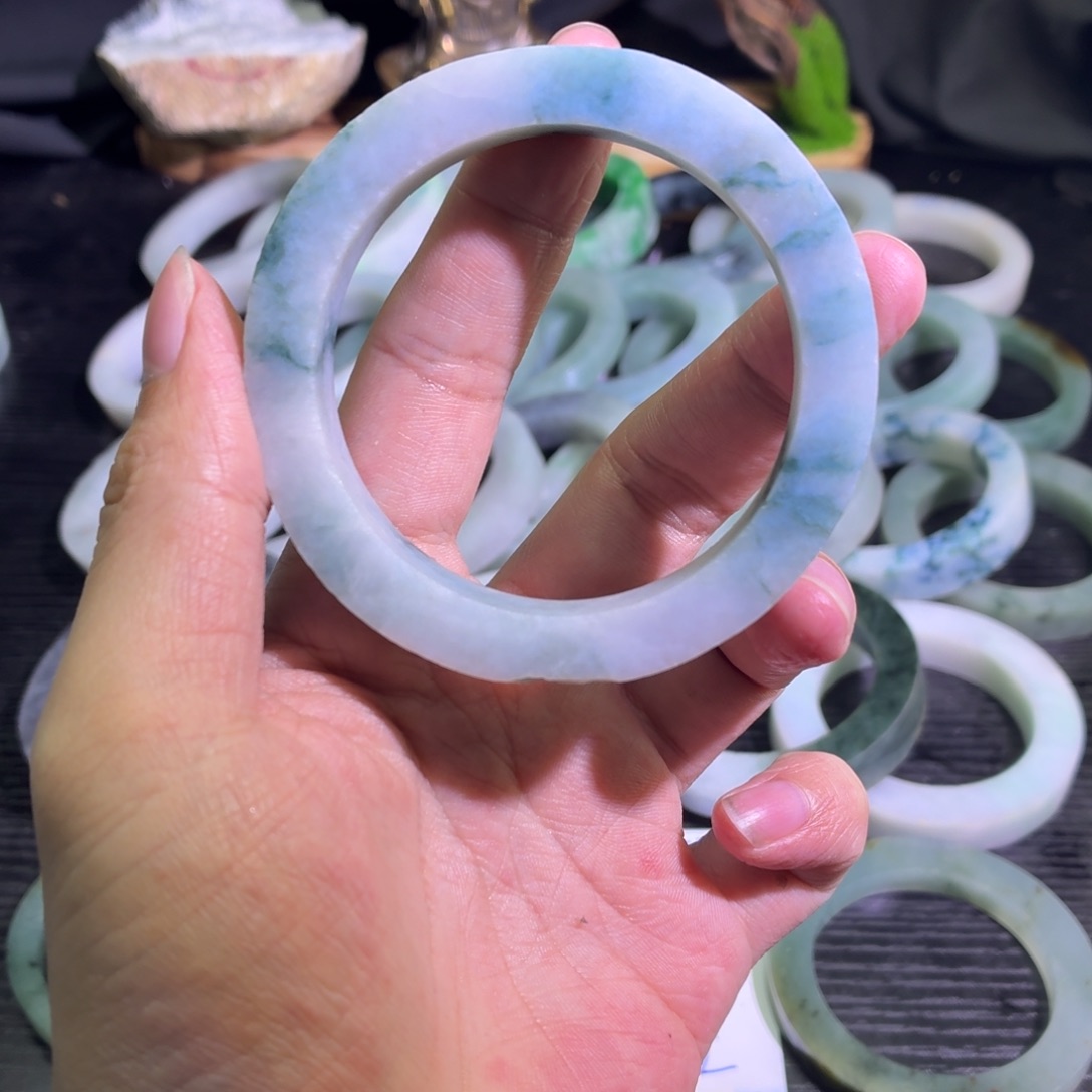 定制翡翠未镶嵌天然翡翠A货毛胚手镯定制