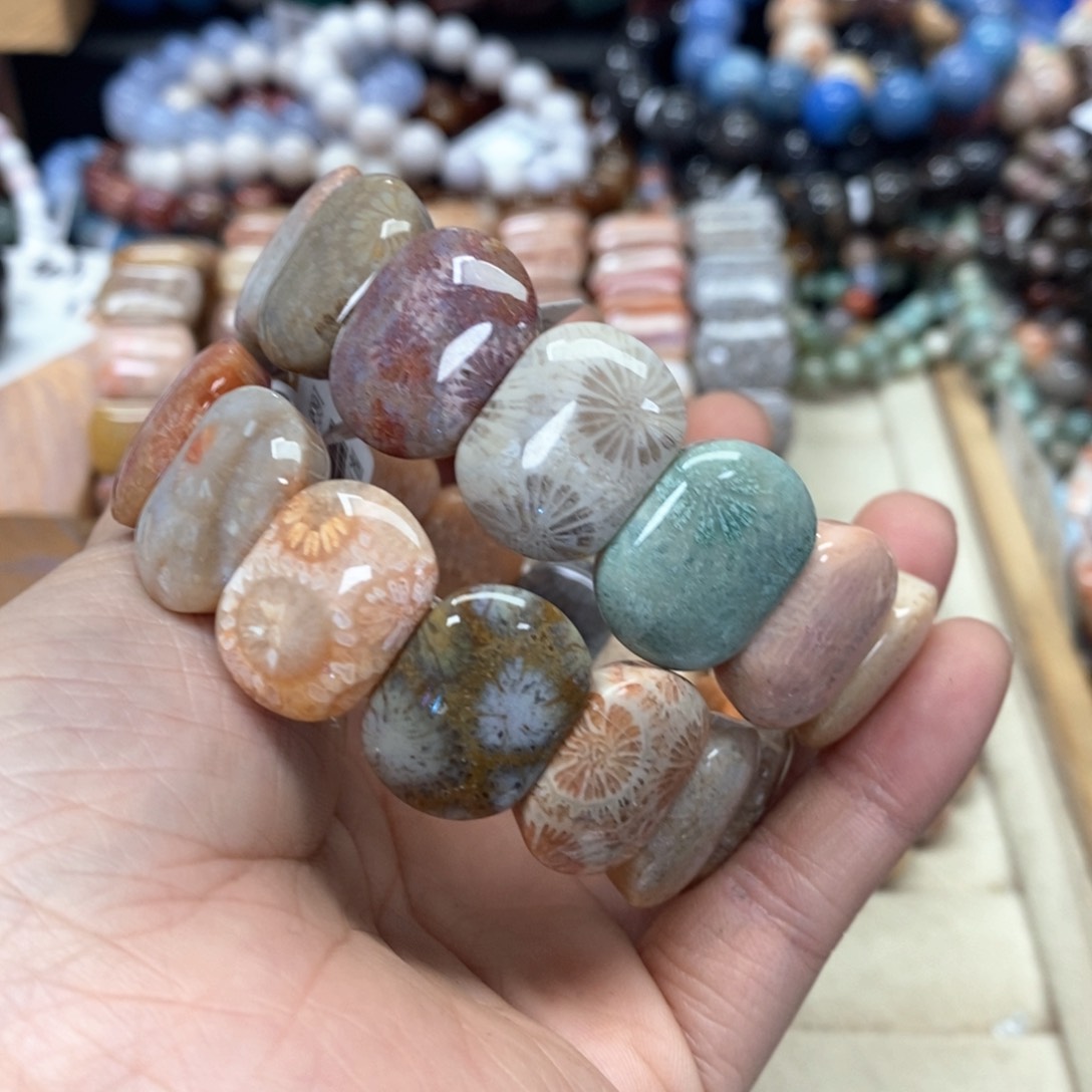 硅化珊瑚（珊瑚玉）手链未镶嵌马****果280