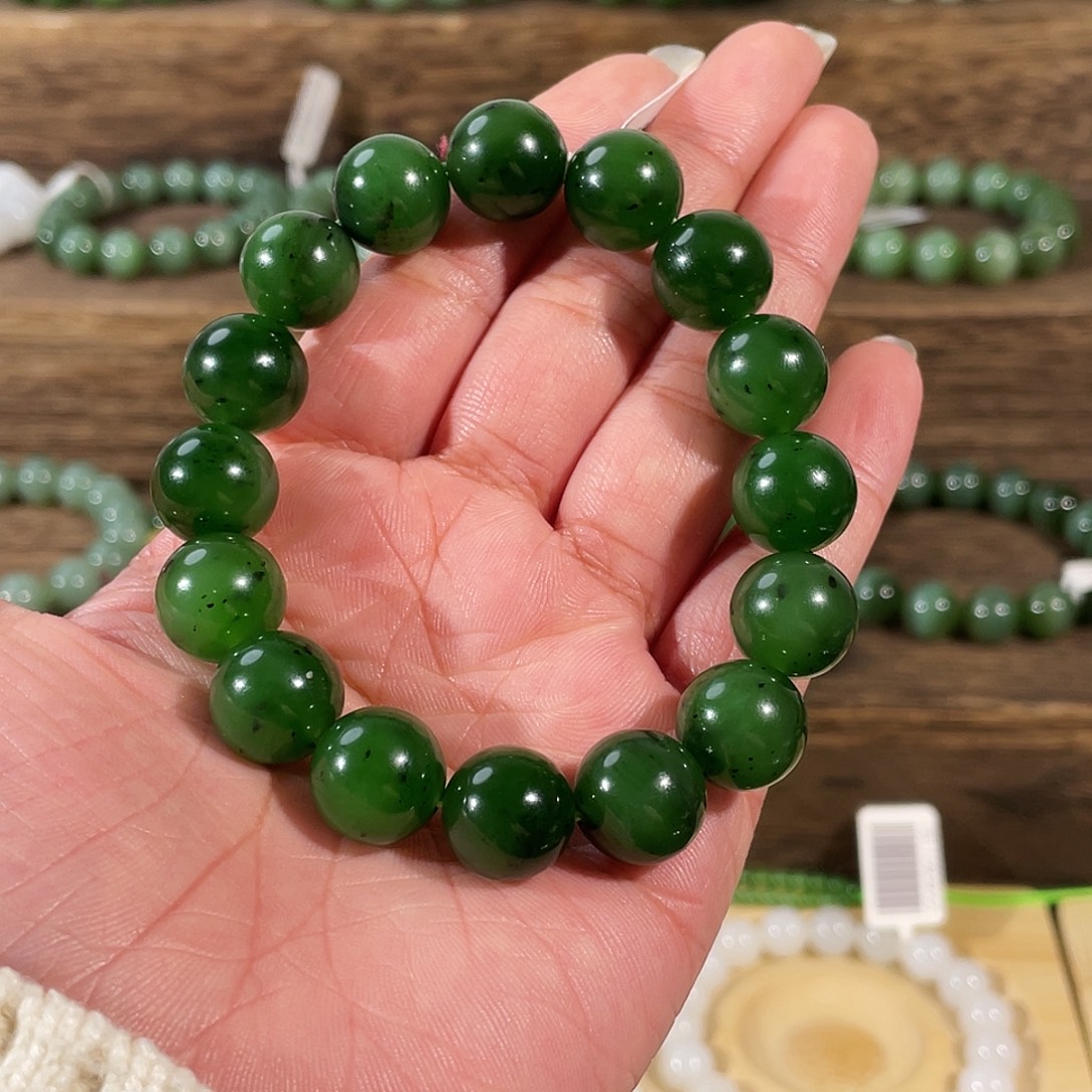 和田玉未镶嵌手串