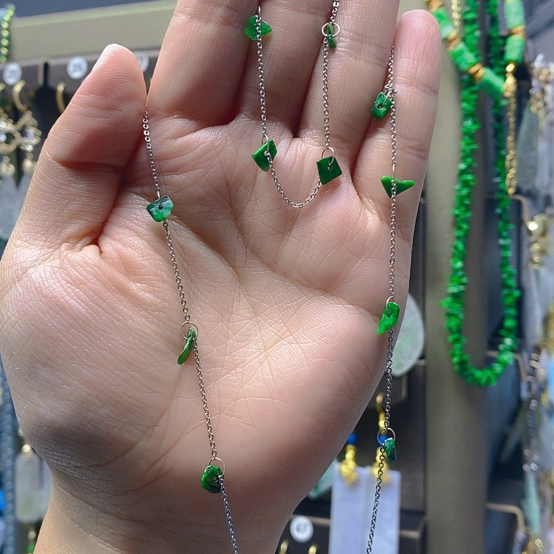 未镶嵌翡翠耳饰翡翠