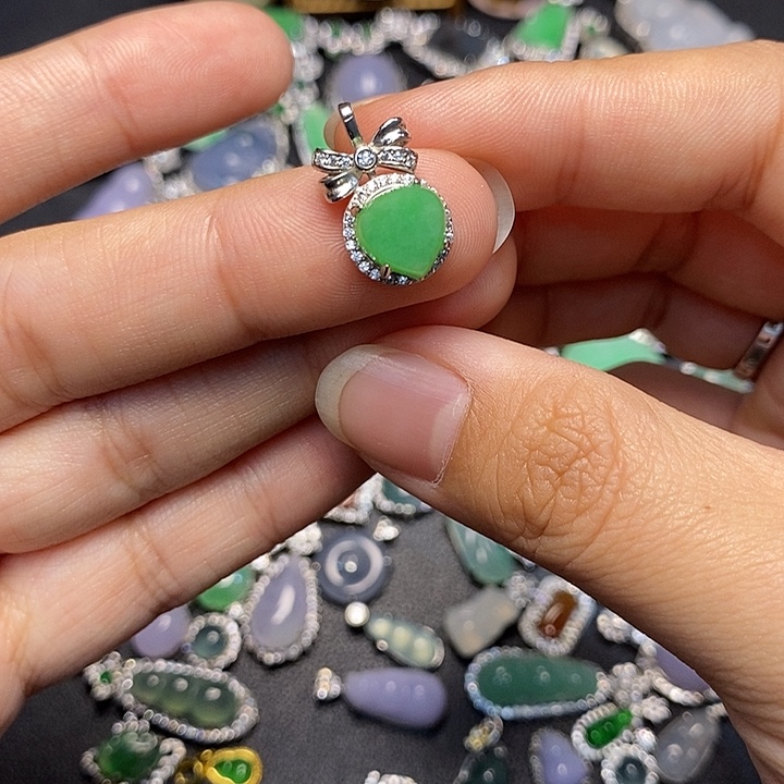 翡翠裸石翡翠1111111