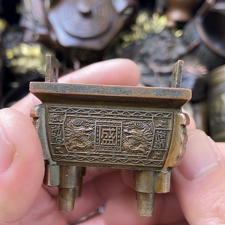 铜器摆件有限公司