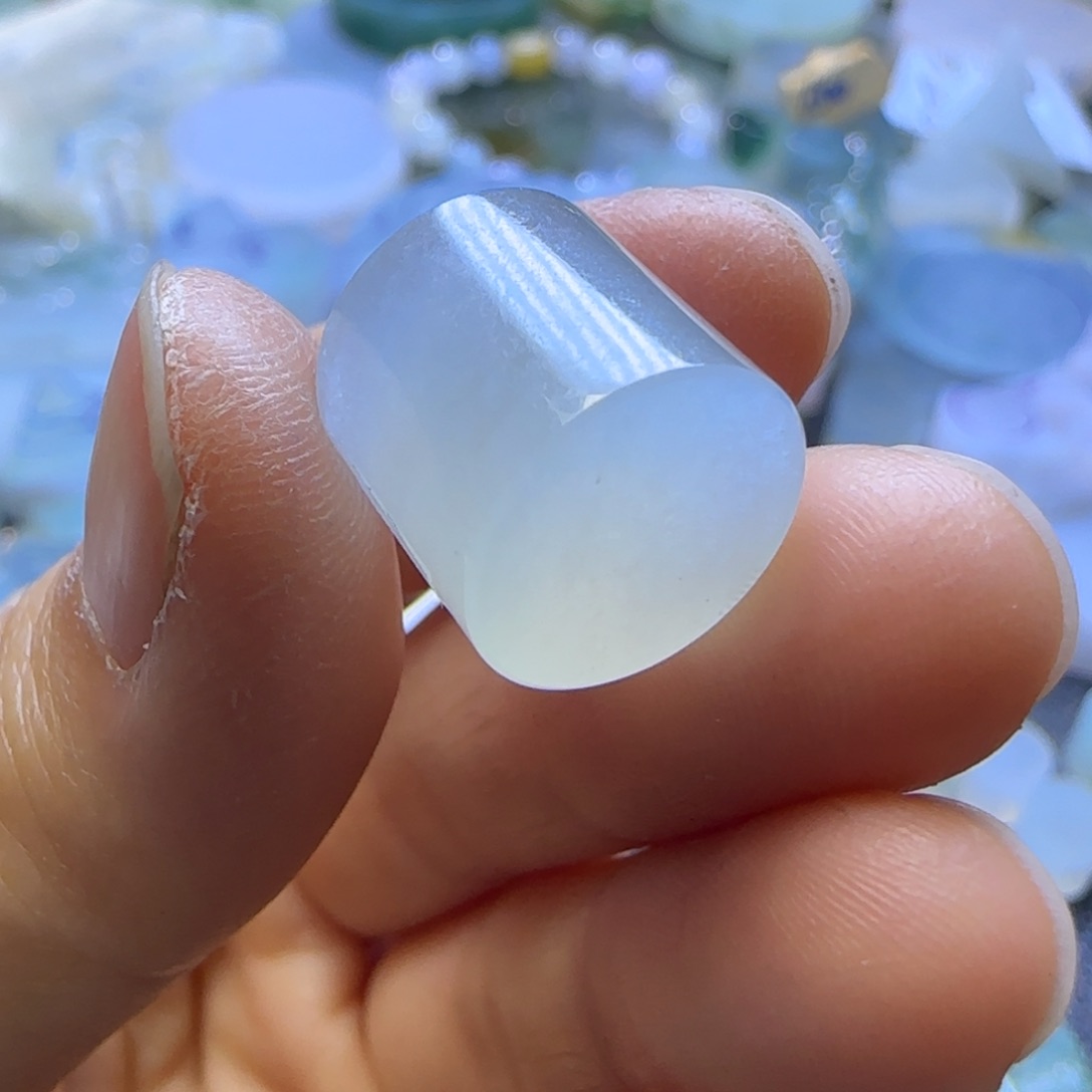 定制翡翠未镶嵌定制