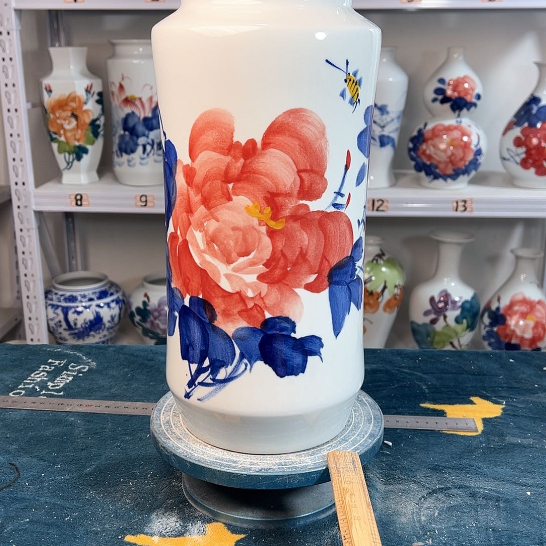 摆件景德镇陶瓷书红牡