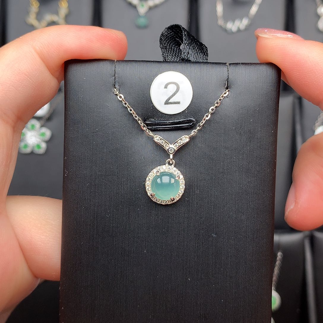 翡翠颈饰银S925镶嵌项链925