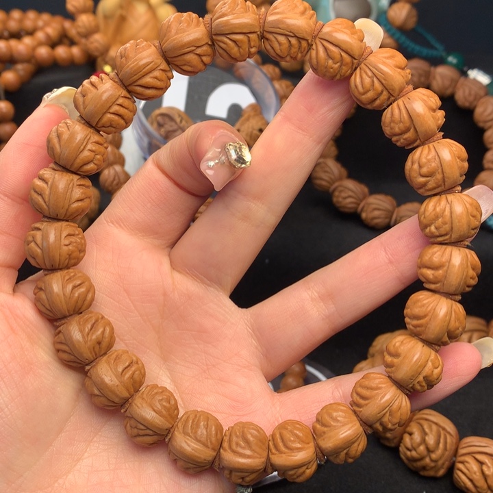 桃核吊坠野生金蝉手持15尺寸