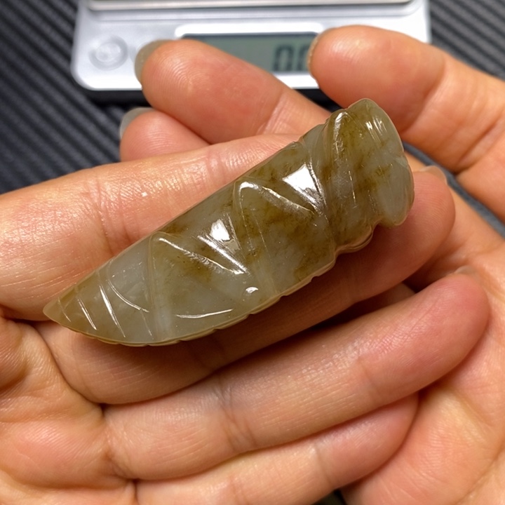 和田玉未镶嵌颈饰T****n