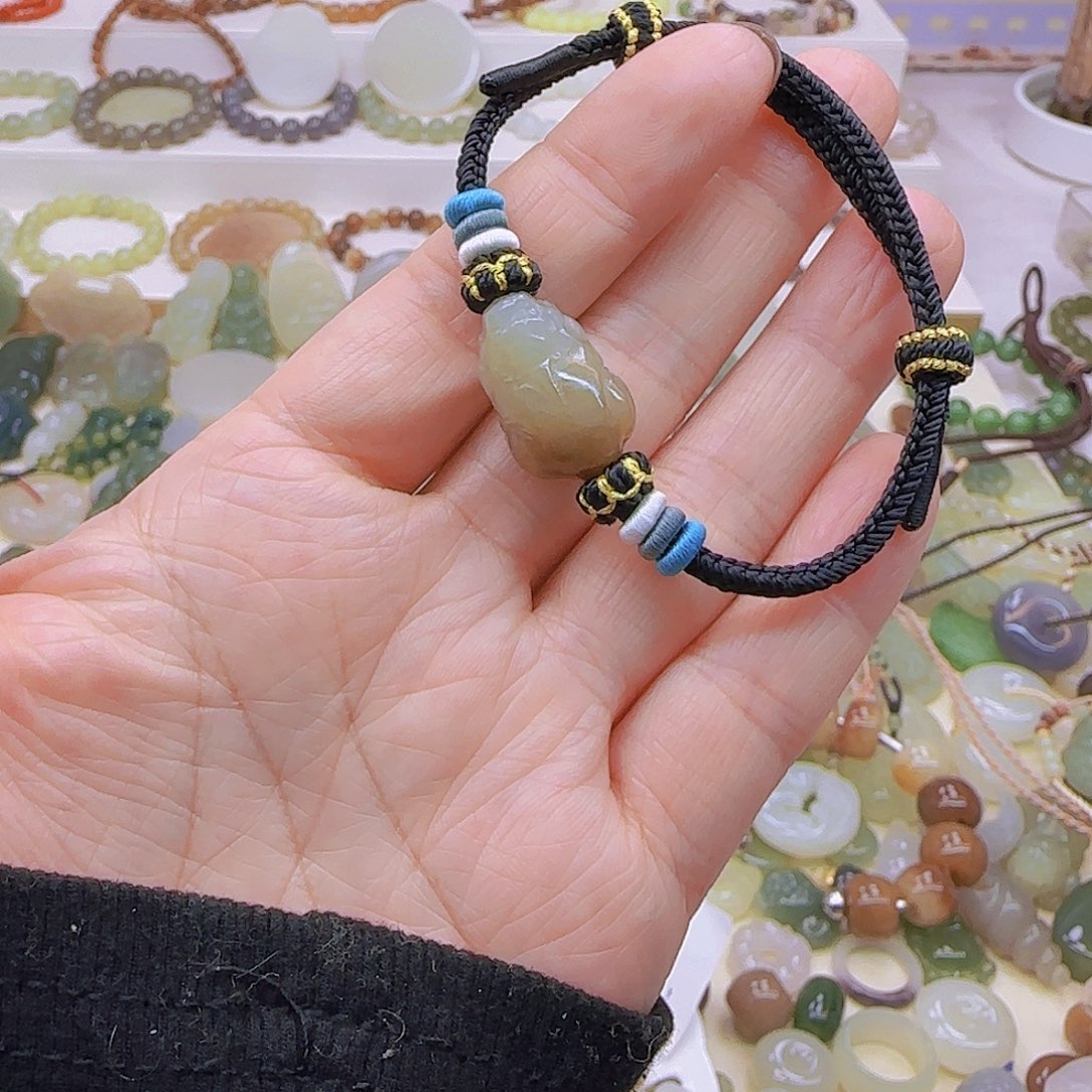 和田玉未镶嵌手绳