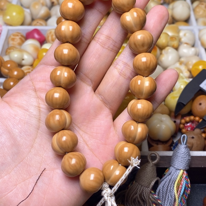 【闪购商品】吊坠猴头核桃范光面15