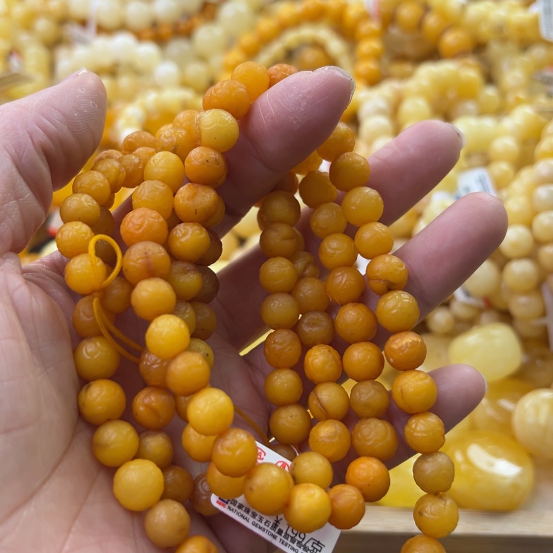 琥珀珠宝奇石未镶嵌