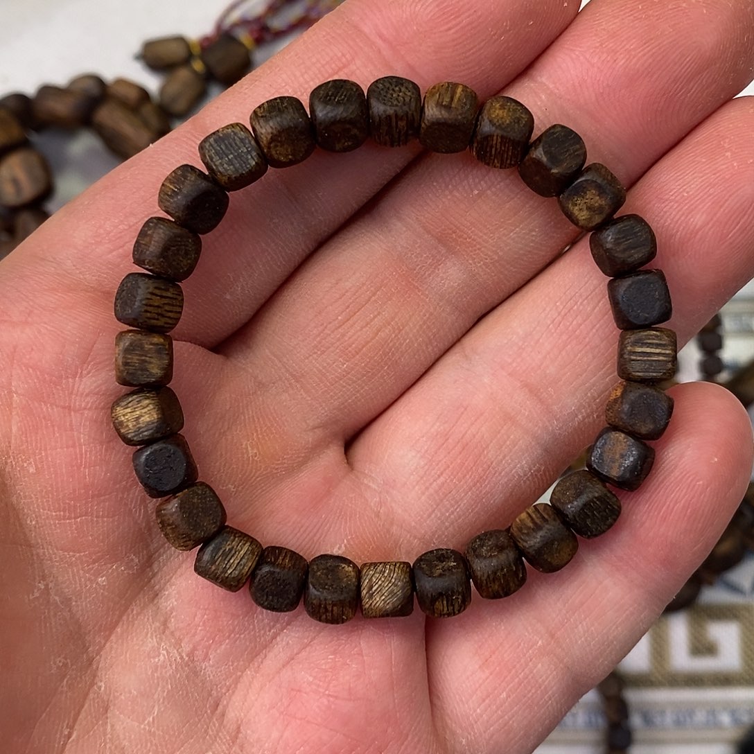 沉香手串沉水级 7mm海南种植棋楠方珠