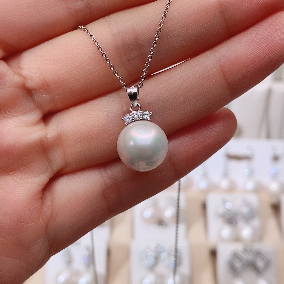 颈饰银S925镶嵌淡水珍珠