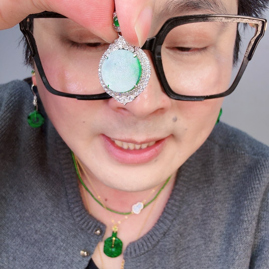 翡翠颈饰未镶嵌一个