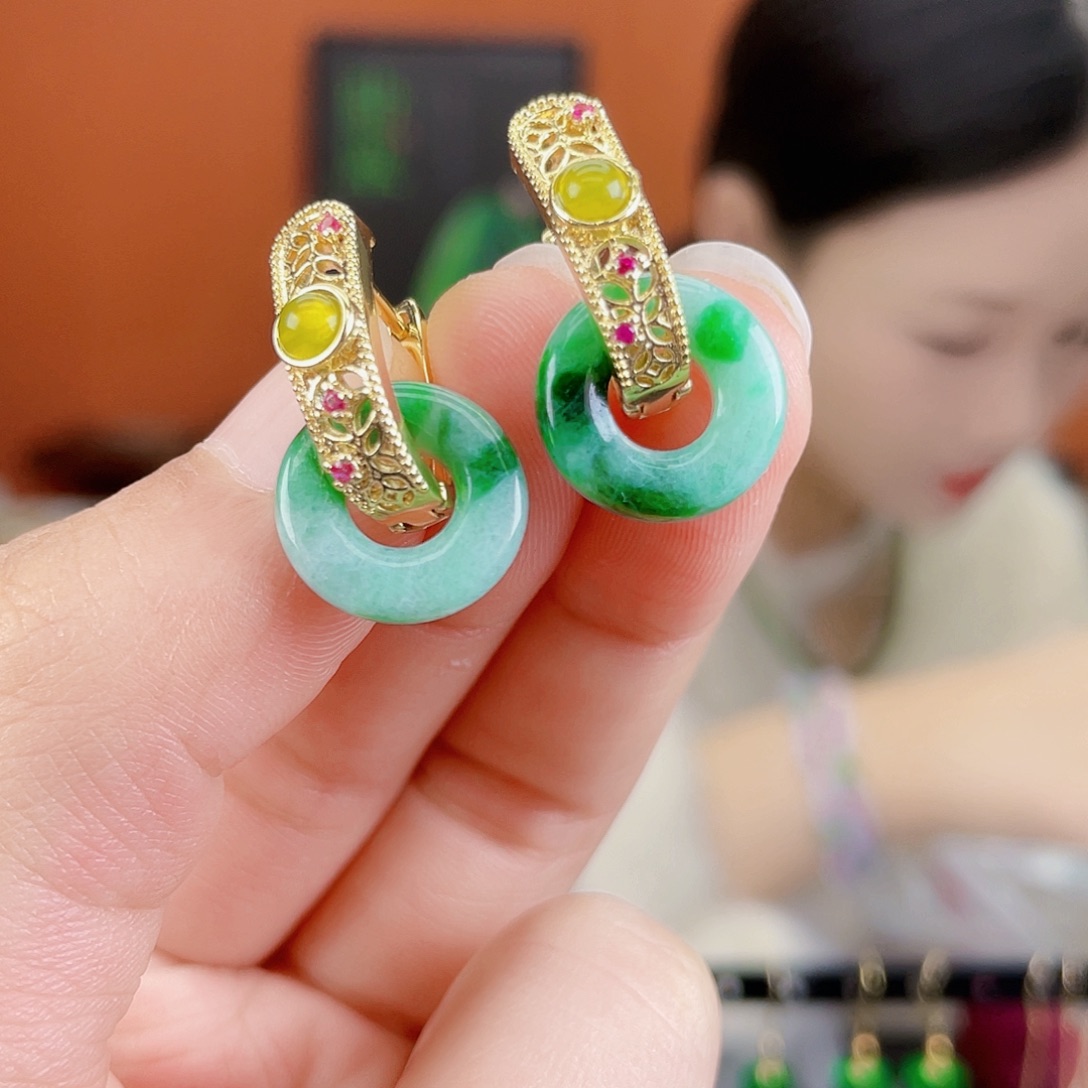 翡翠未镶嵌耳饰饰品