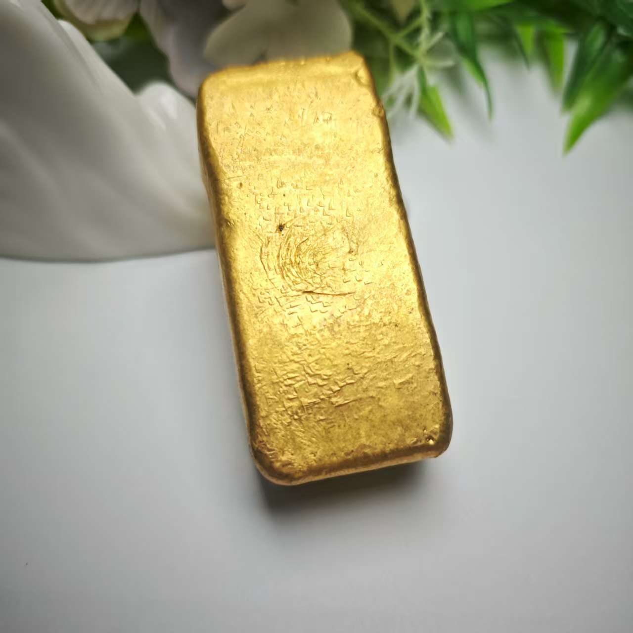 通体里外一致纯箔臻奢品k926时尚摆件