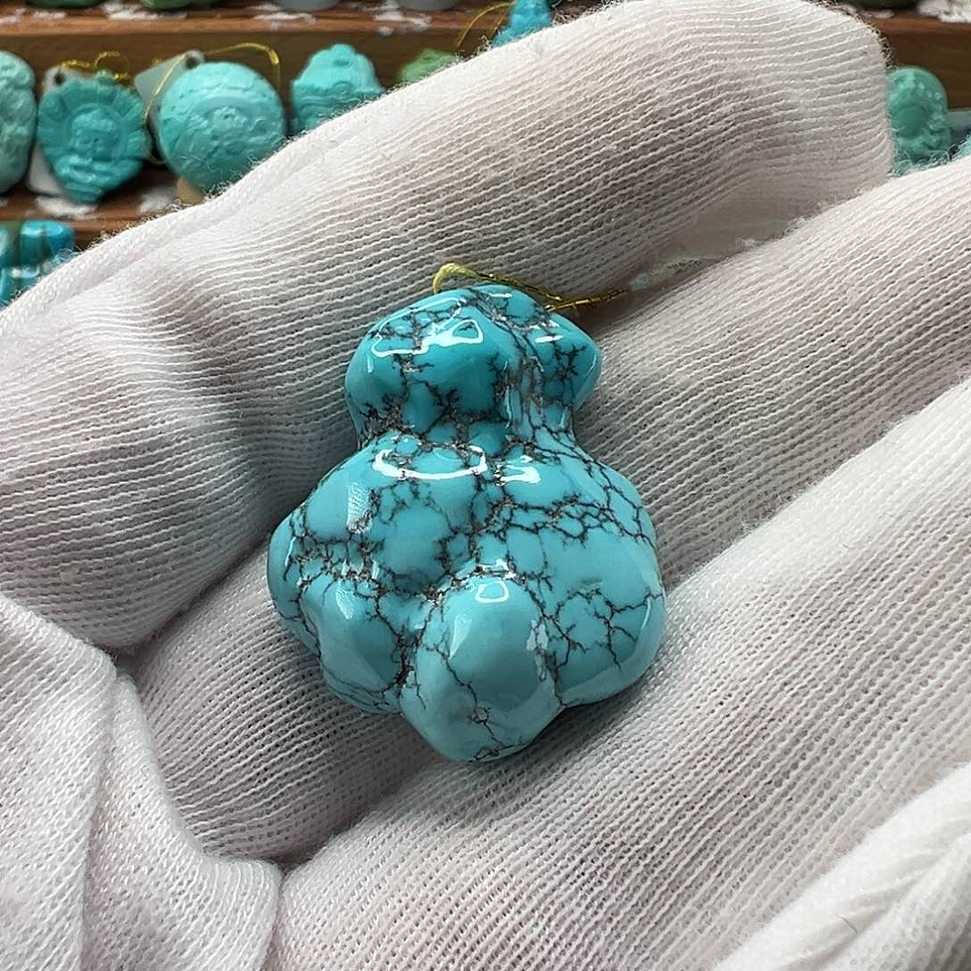 绿松石配饰未镶嵌