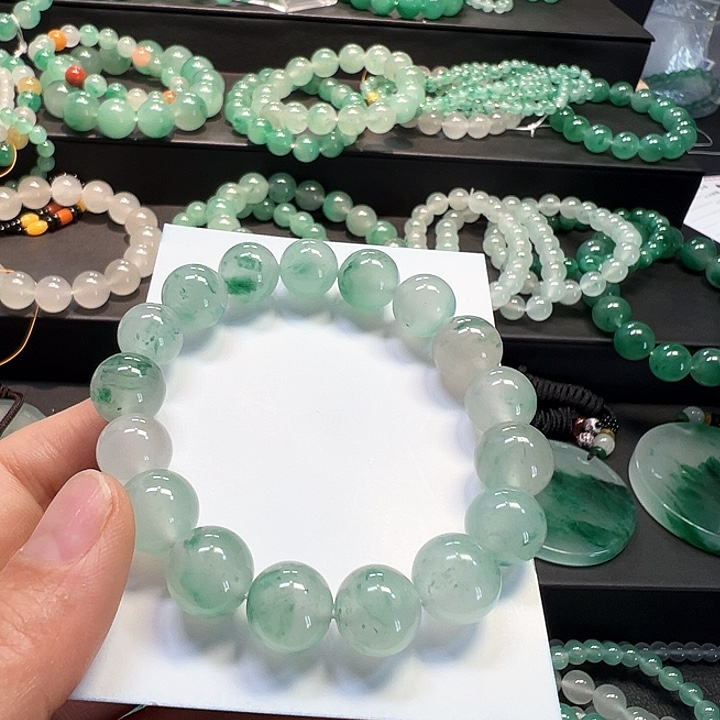 石英质玉手串未镶嵌匀*