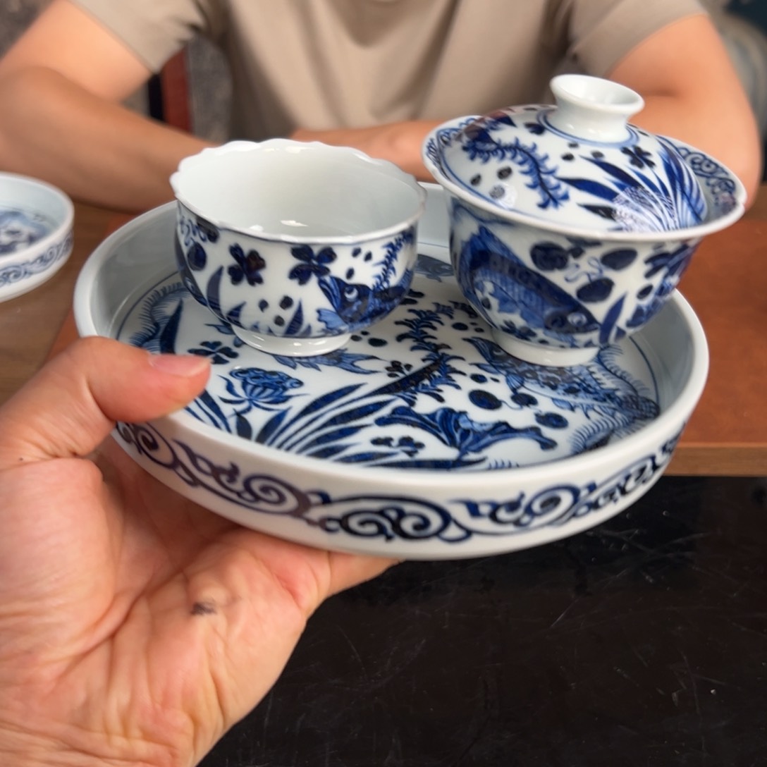 其他元青花鱼藻盖碗加杯子加壶承
