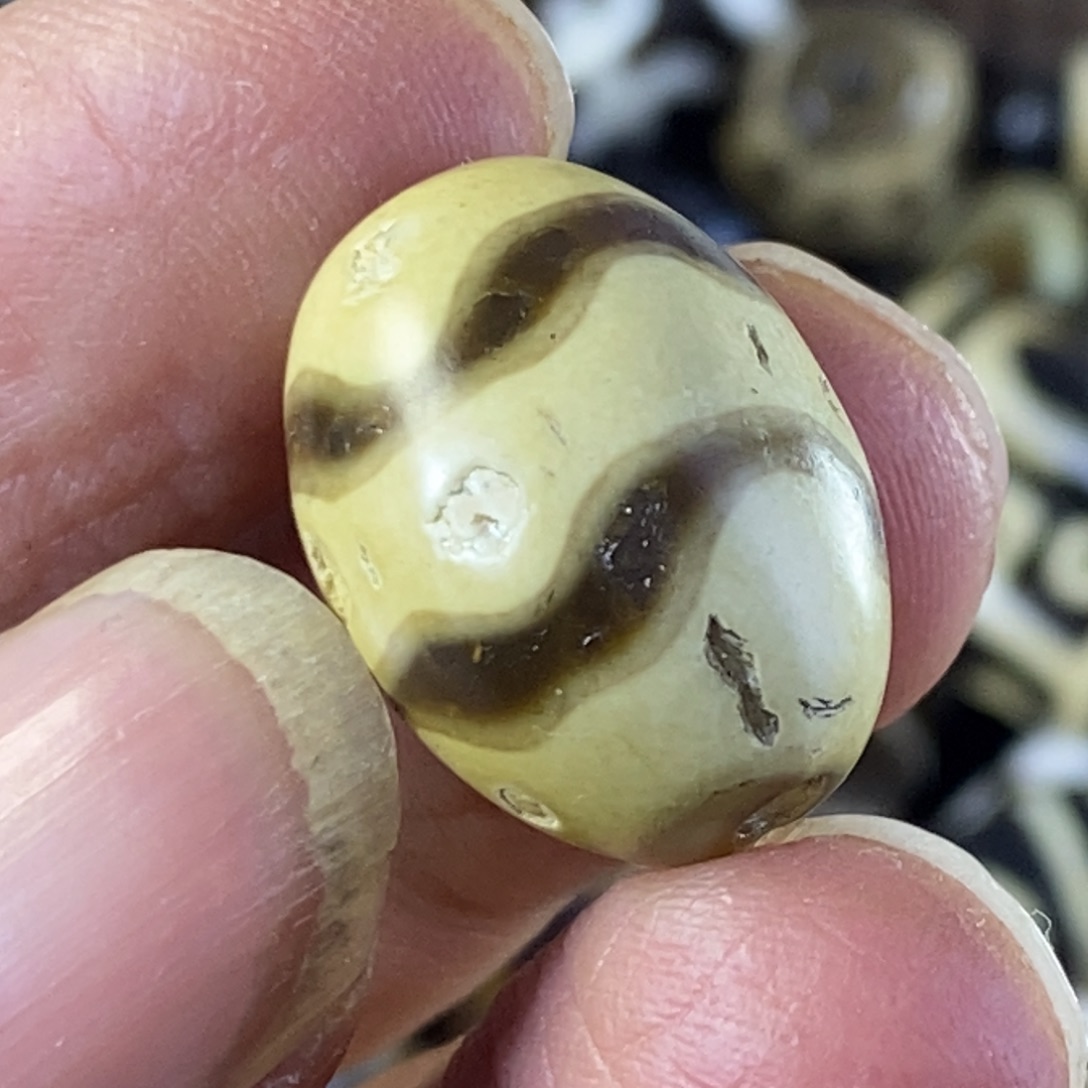 玛瑙/玉髓颈饰未镶嵌行运老油料手工双牙