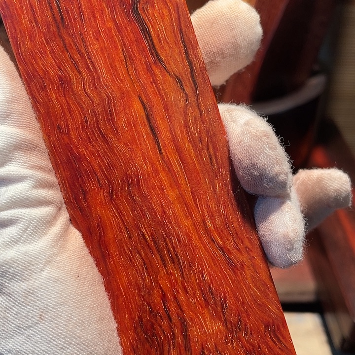 檀香紫檀（小叶紫檀）