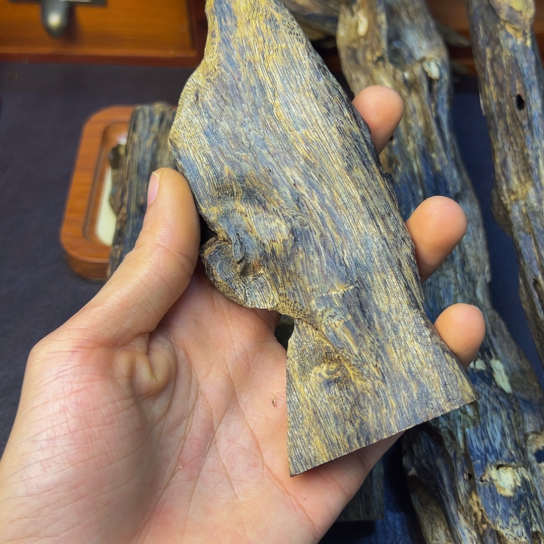 吴***沉香碎屑沉香金沙叶