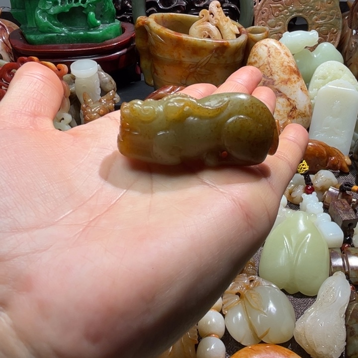 和田玉未镶嵌挂件