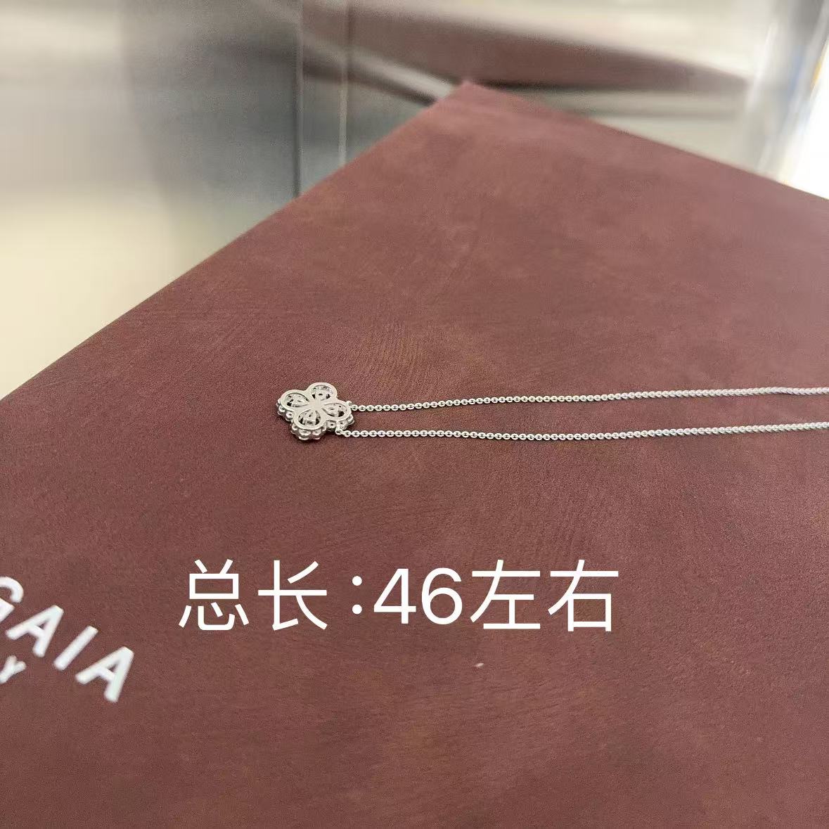 钛钢项链 春苗女装  花朵带钻项链   时尚优雅简约百搭