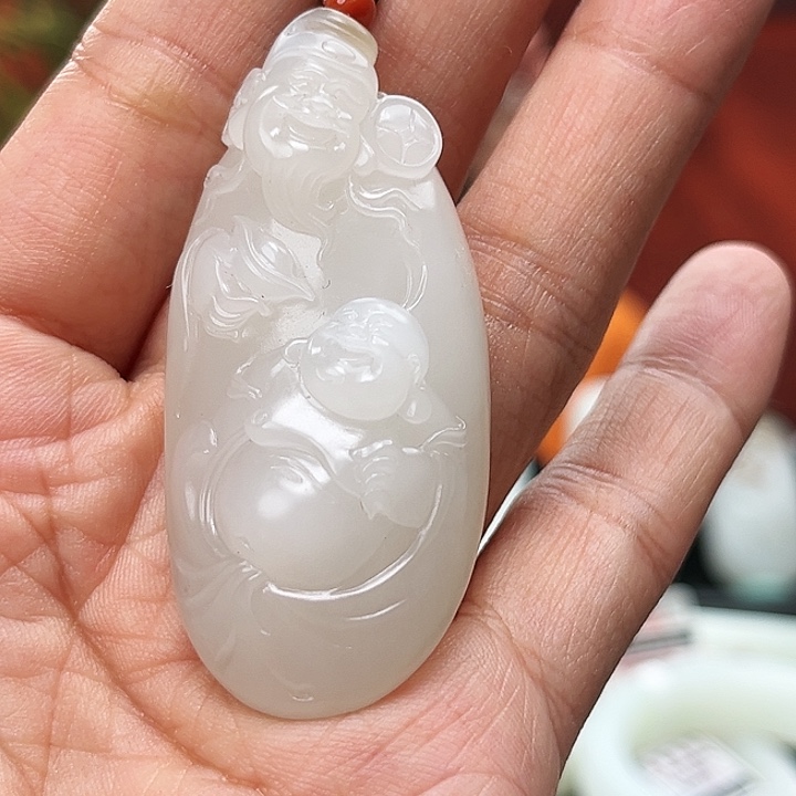 和田玉颈饰未镶嵌