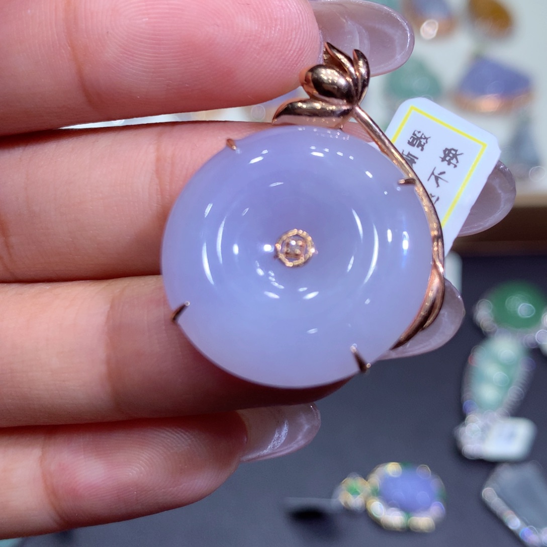 翡翠吊坠(赠链)18K金镶嵌