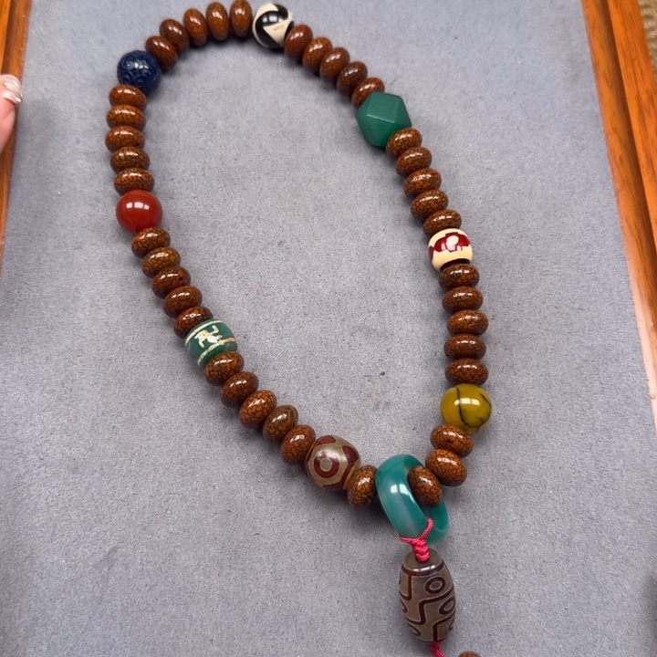 用***4吊坠星月菩提星月