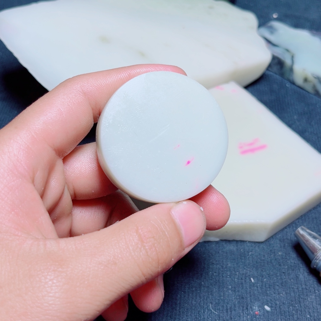 和田玉未镶嵌珠宝奇石