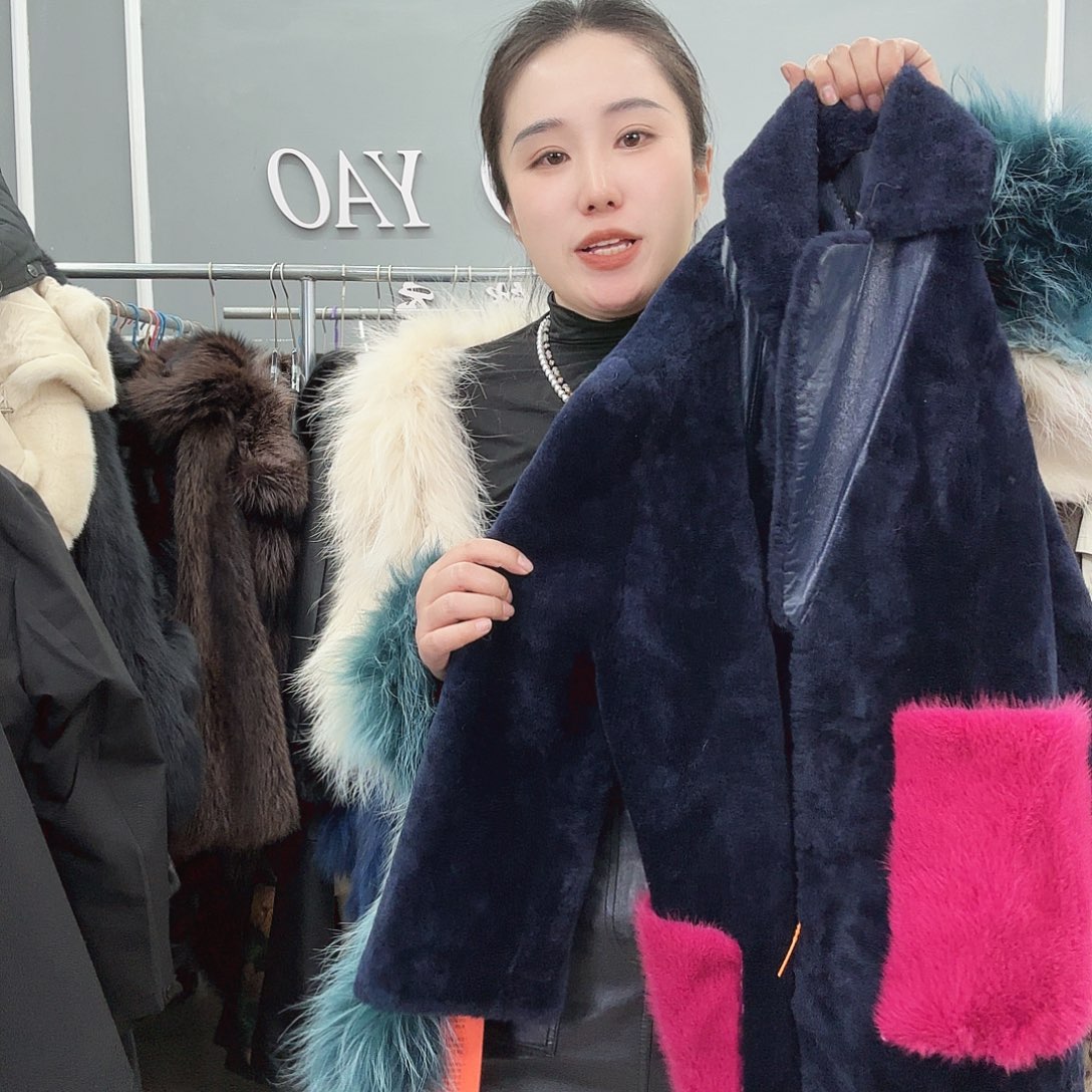 姚小妖家高端皮草