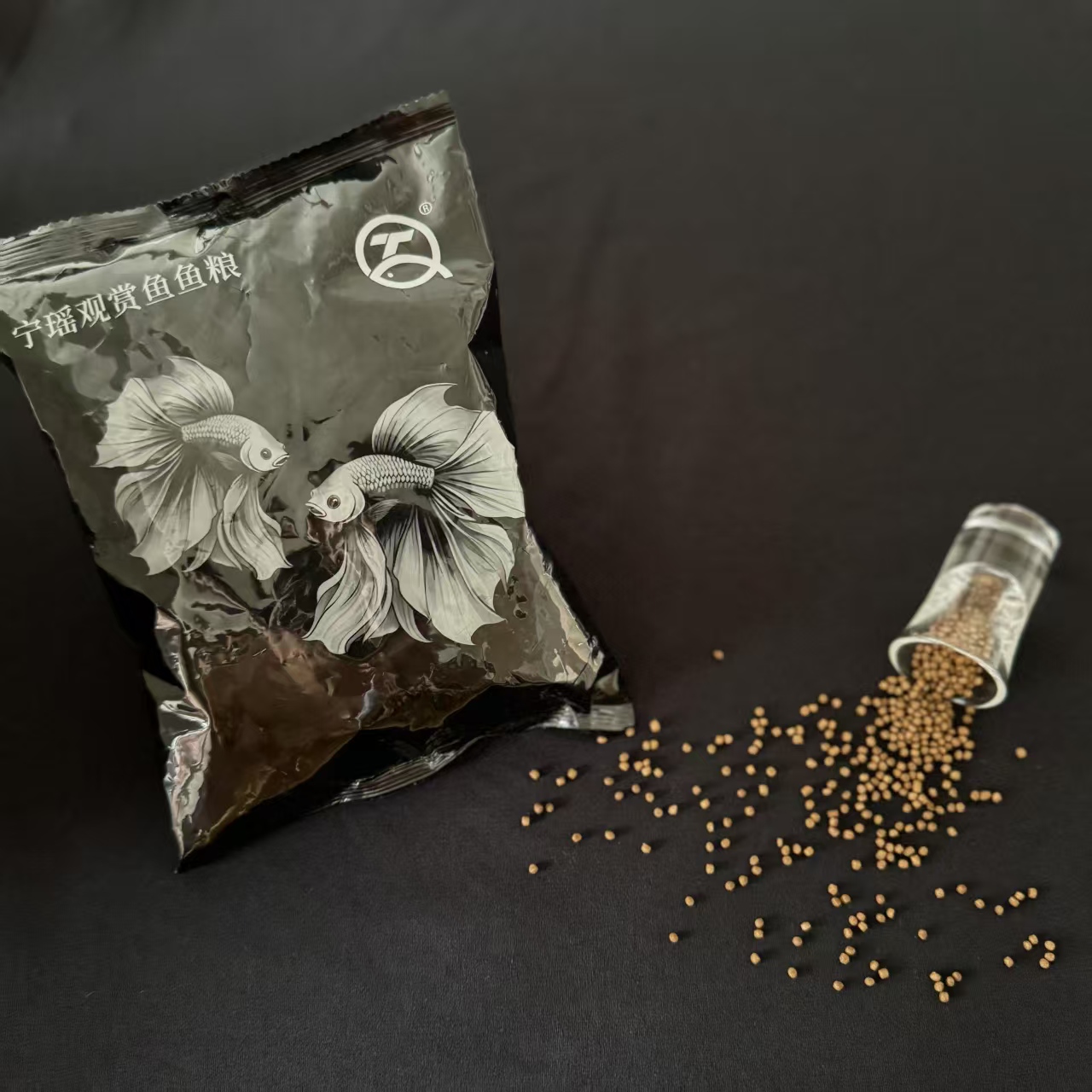 观赏鱼通用鱼粮富含高蛋白上浮颗粒鱼粮