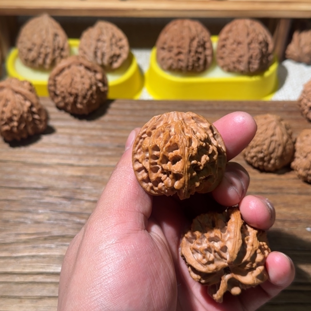 周***梦猴头核桃吊坠苹果44