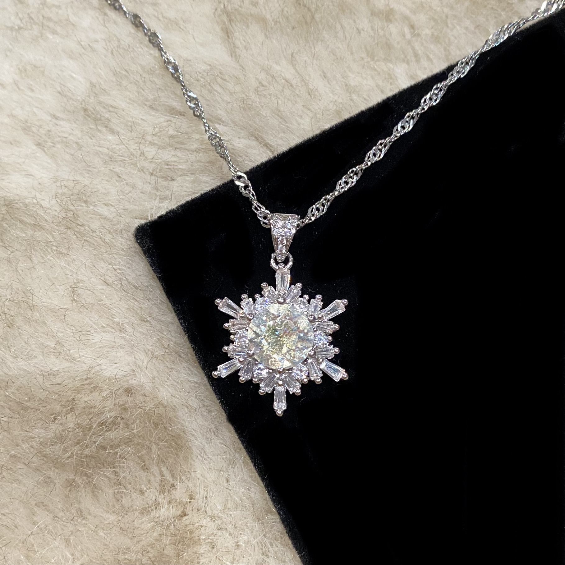 合金项链 3307华子钻雪花轻奢气质轻奢女小众设计感百搭