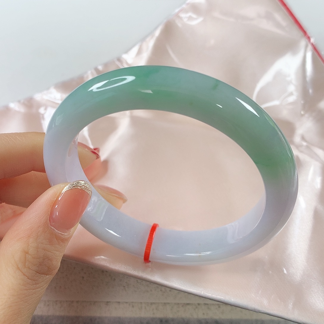 翡翠手镯未镶嵌 正圈①⑤③