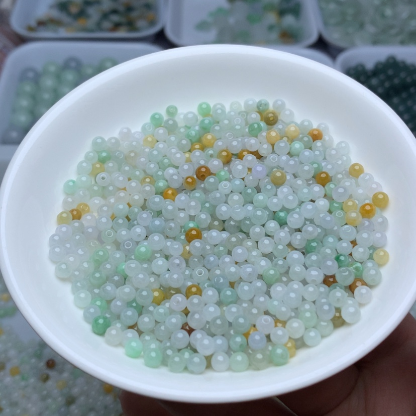 【闪购商品】未镶嵌翡翠手链卡3.8冰三彩100颗