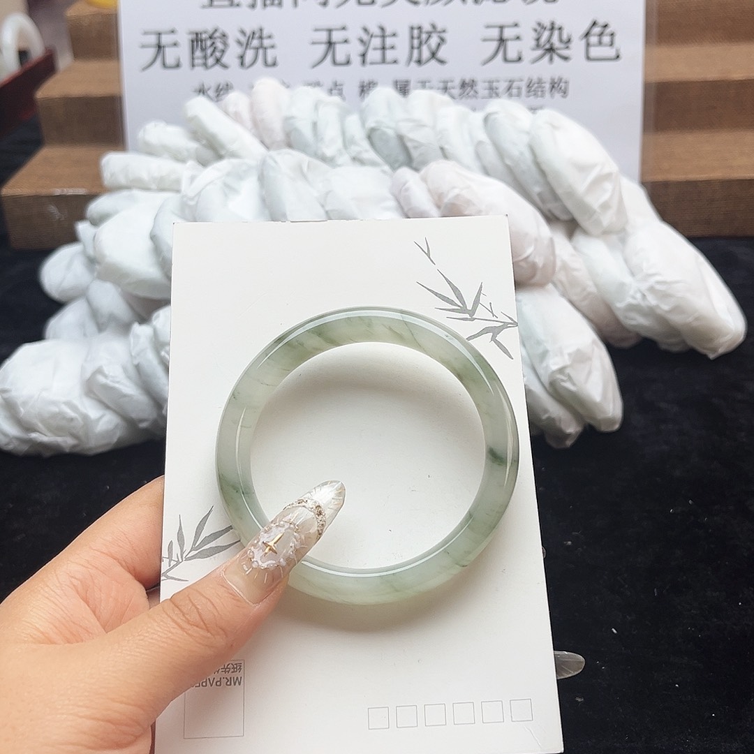 未镶嵌手镯石英质玉h15