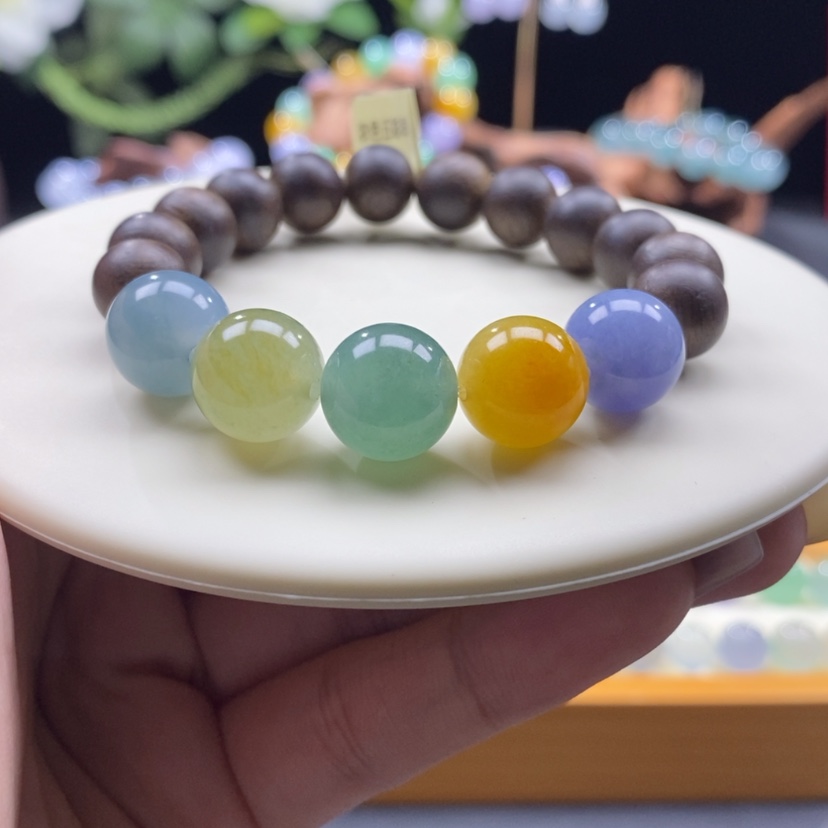 【闪购商品】沉香木手串浓五色手串卡12+