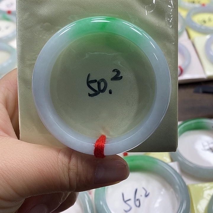 云***星羽毛非金属L一物一图