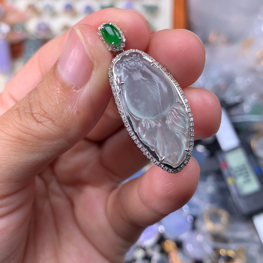 吊坠(不含链)18K金镶嵌翡翠