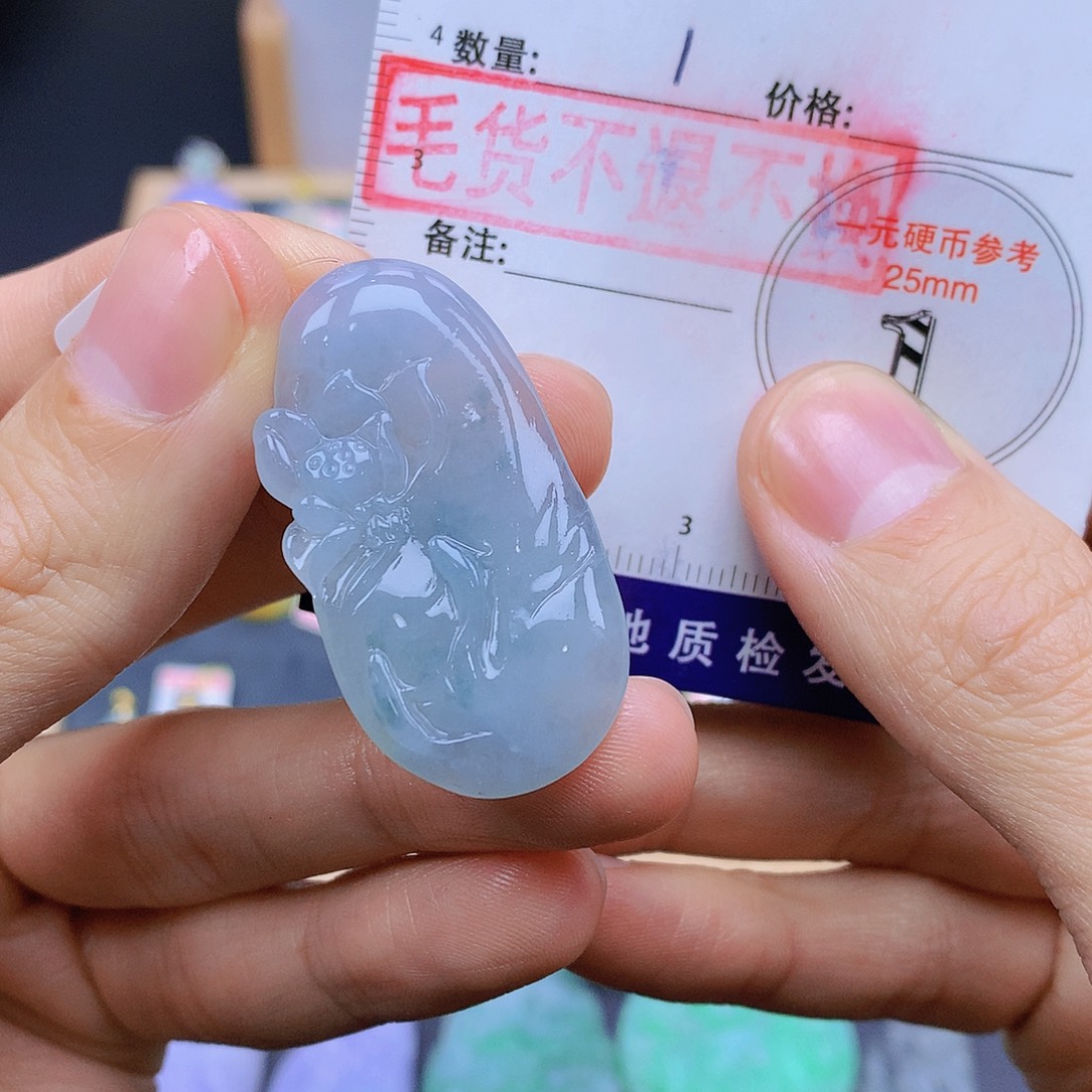 翡翠未镶嵌颈饰翡翠