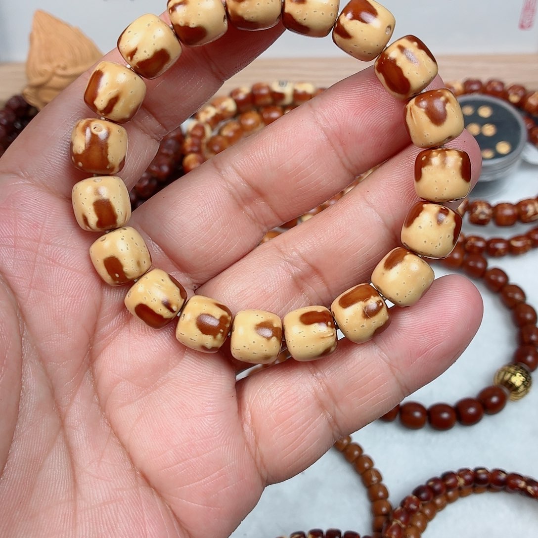 紫金鼠手串半山半水老型，油核